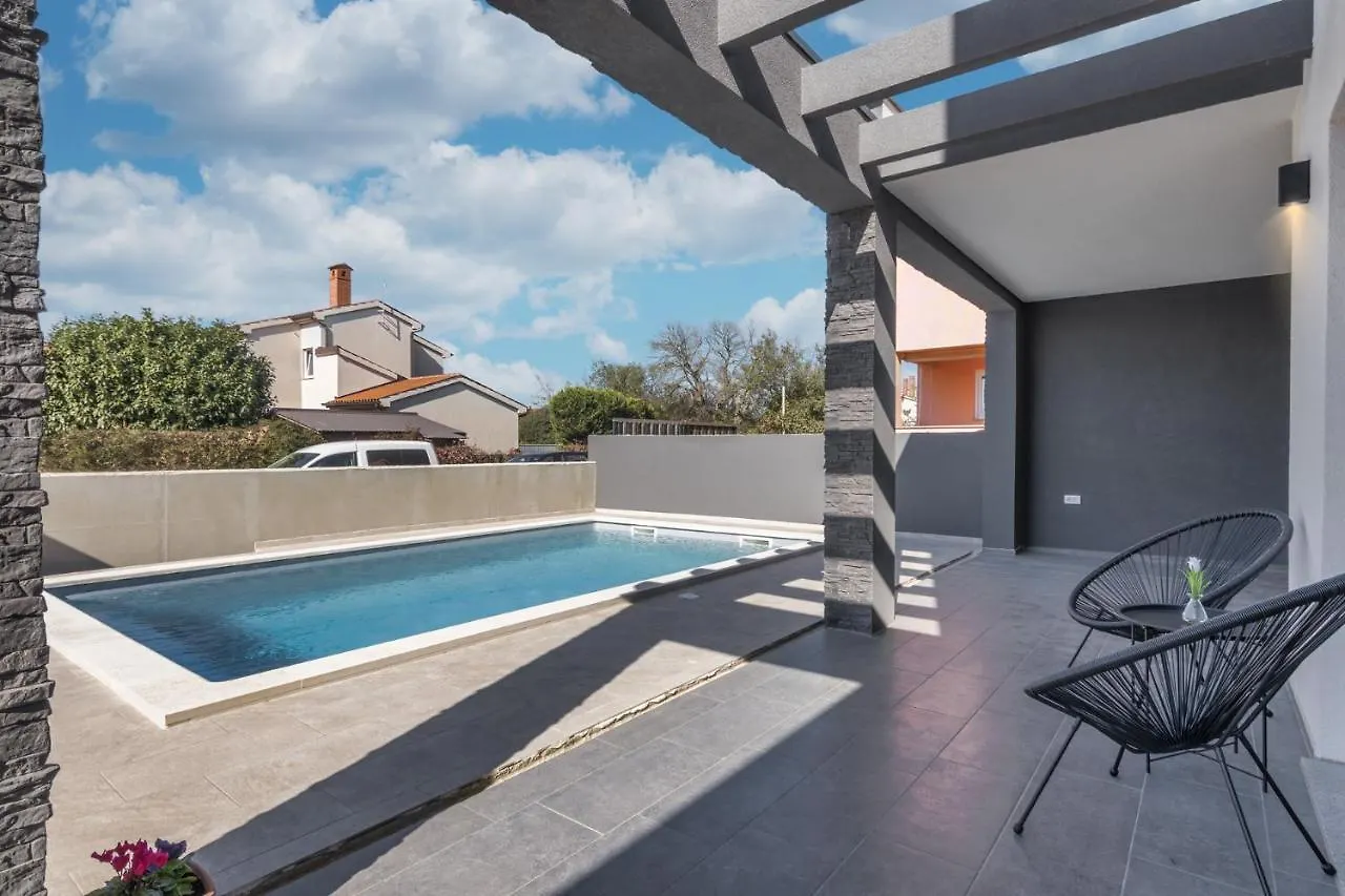 Modern Villa Maeni With Private Pool In Póla Horvátország